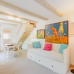 Holiday home 08 *